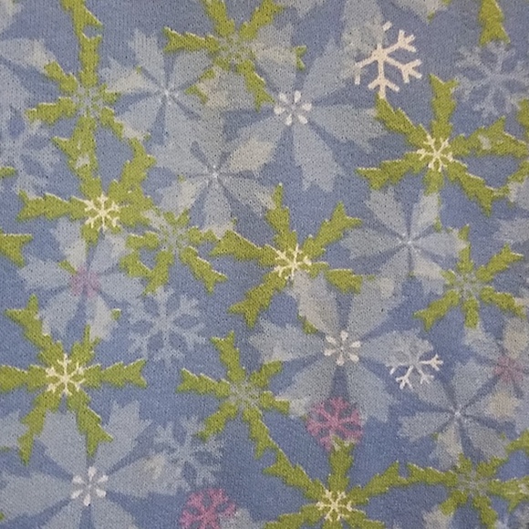 Top - Picture 2 of 3